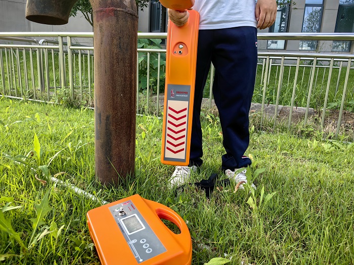 管线探测仪：城市地下管线的守护者   